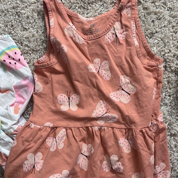 H&M | Girls Sleeveless Summer Dresses 🌼 - Picture 6 of 7